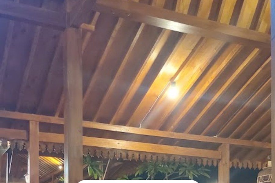 Area Lampu Malam - Rumah Joglo Alfarobi