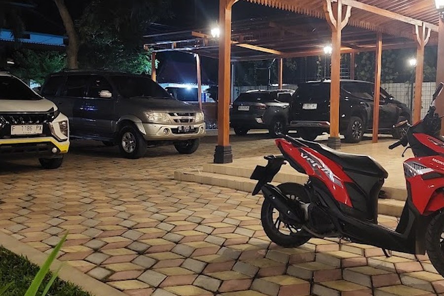 Diskusi Tim - Rumah Joglo Alfarobi